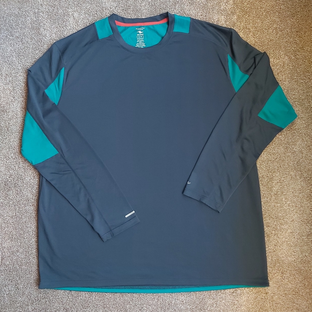 BNWOT Athletic Works Dri More Long Sleeve Active Top